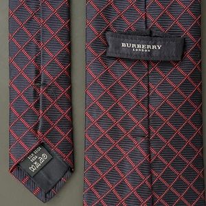 Pre-owned Burberry Mens silk tie
